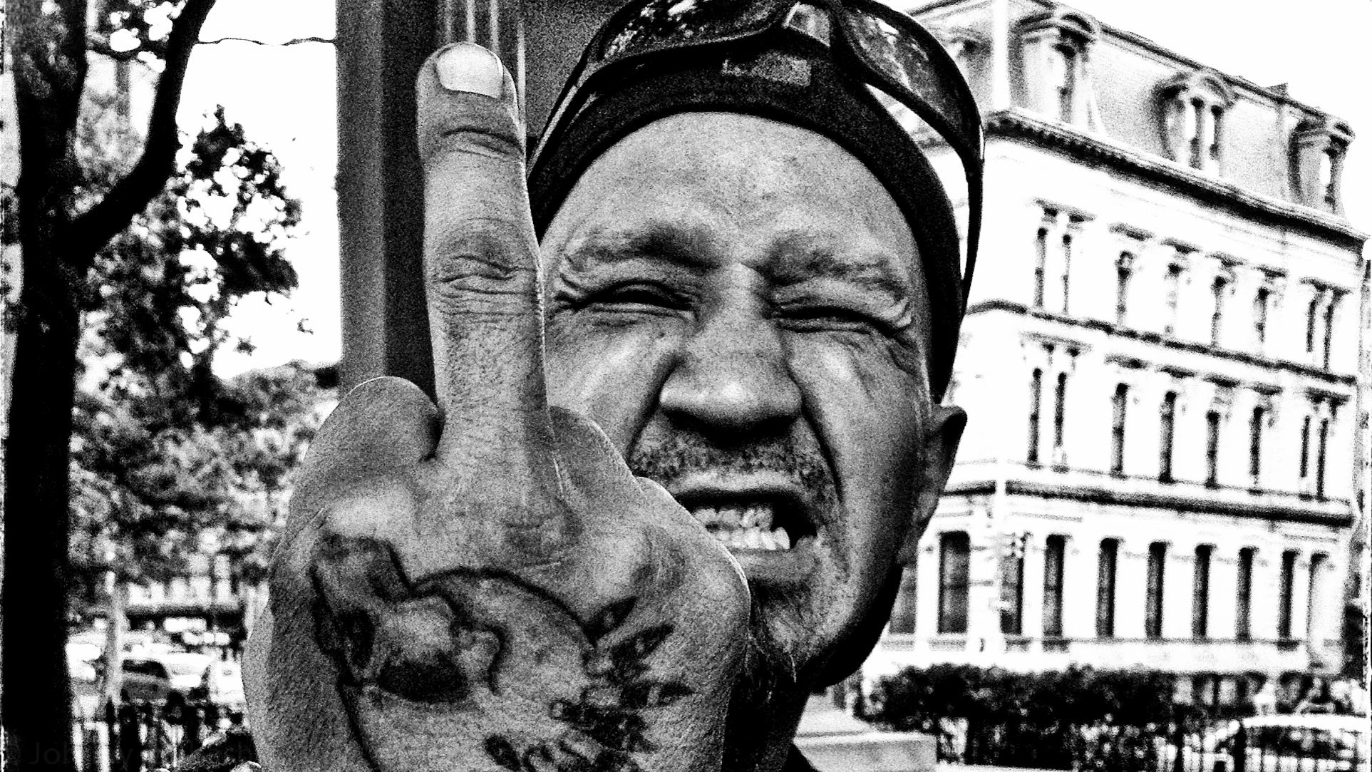 Johnny_Mobasher_street_photography (1 of 1)-3